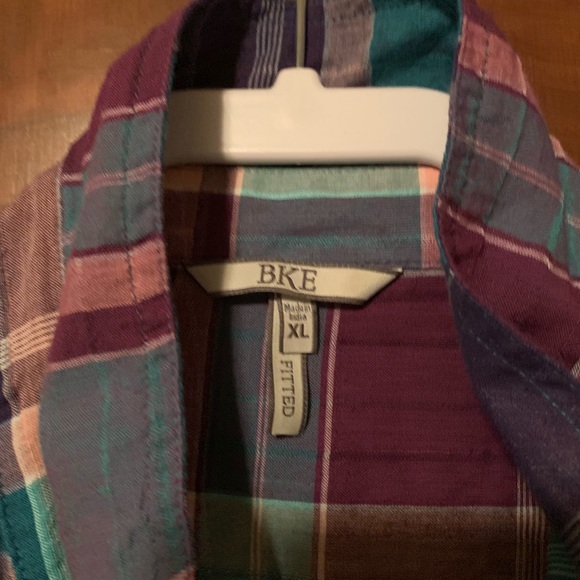 Buckle Plaid Long Sleeve - Picture 3 of 3